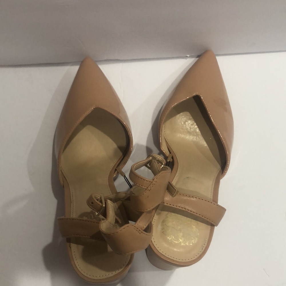 Vince Camuto Ambrei tan‎ patent block heel Sandal heels size 10 brand new - Picture 15 of 15